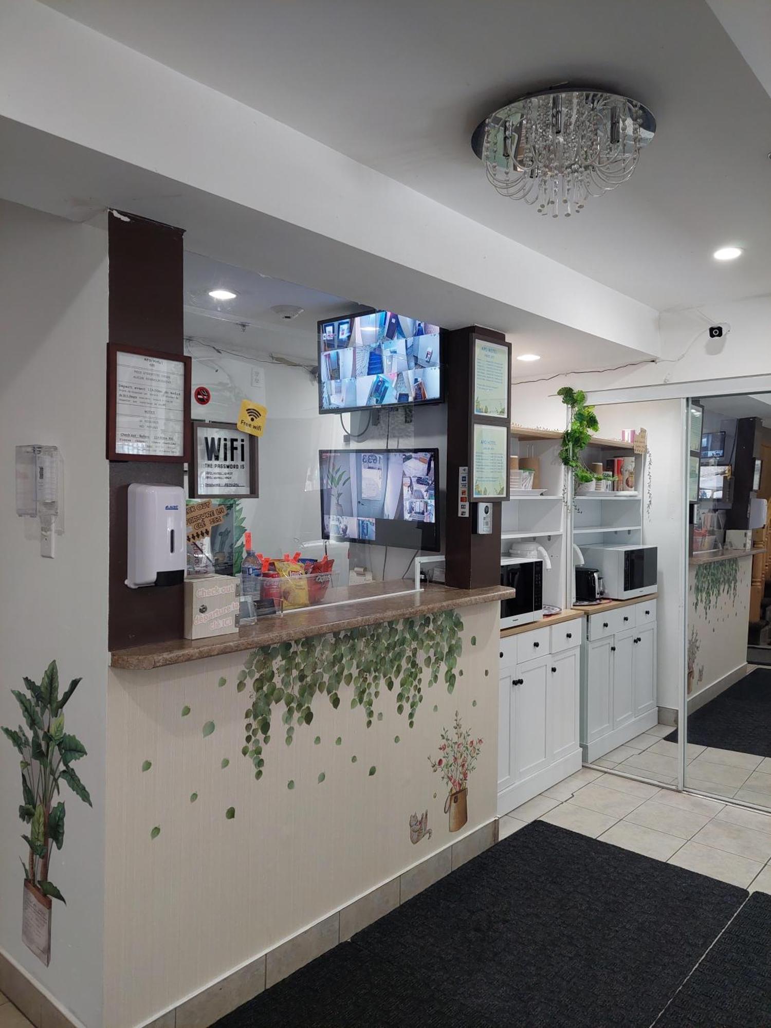 Apd Hotel Монреаль Экстерьер фото